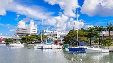 Port de Bridgetown, à la Barbade, en journée.