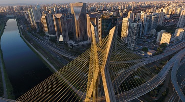 Le pont Octávio Frias de Oliveira à São Paulo, au Brésil