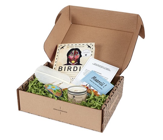 Coffret d’abonnement Raven Reads Books, contenant un livre écrit par un auteur autochtone 