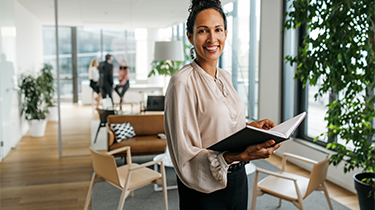 Image d’une femme dans un milieu de travail