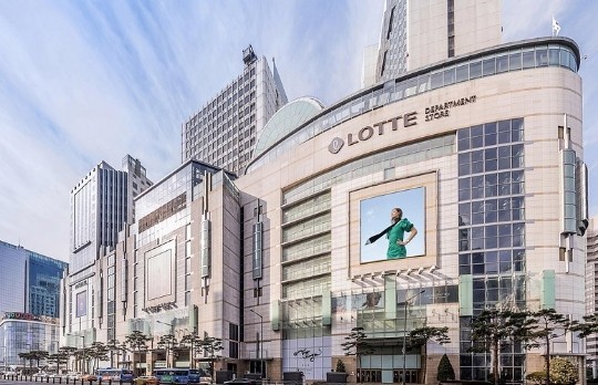 Vue extérieure d’un grand magasin Lotte en Corée du Sud