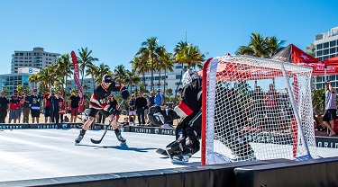 Hero banner: Hockey player practices stickhandling