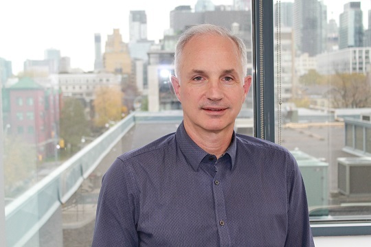 Scott Baker, chef de la direction de Tornado Spectral Systems